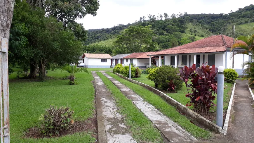 Foto 1 de Fazenda/Sítio com 3 Quartos à venda em Centro, Piracaia