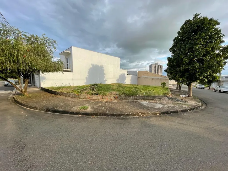 Foto 1 de Lote/Terreno à venda, 363m² em Água Branca, Piracicaba