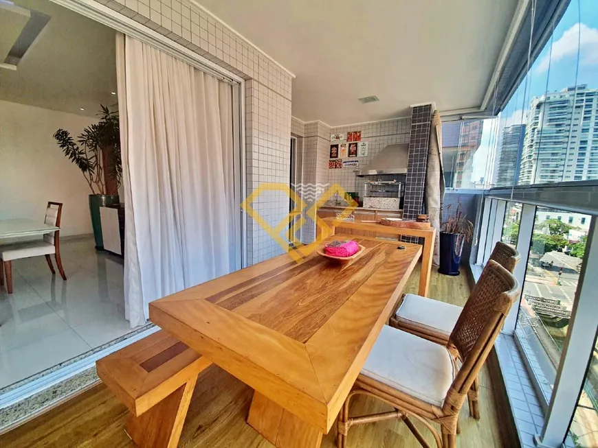 Foto 1 de Apartamento com 3 Quartos à venda, 159m² em Embaré, Santos