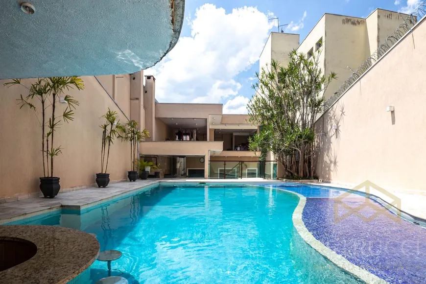 Foto 1 de Casa com 4 Quartos à venda, 580m² em Vila Santana, Mogi das Cruzes