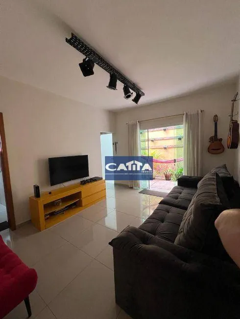 Foto 1 de Casa com 2 Quartos à venda, 67m² em Jardim das Camélias, São Paulo