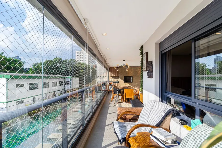 Foto 1 de Apartamento com 3 Quartos à venda, 118m² em Jardim Paulista, São Paulo