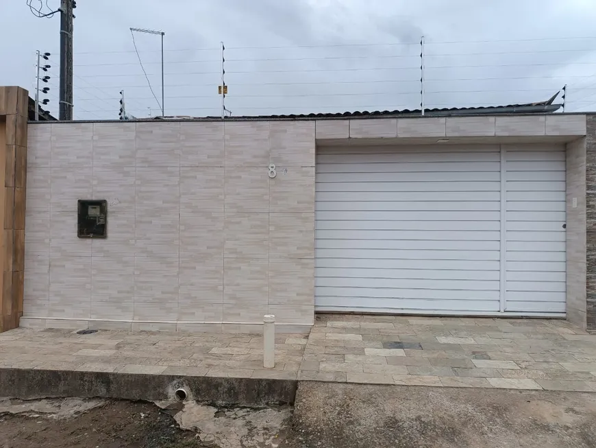 Foto 1 de Casa com 3 Quartos à venda, 120m² em Centro, Mamanguape