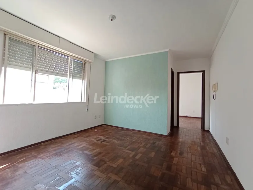 Foto 1 de Apartamento com 1 Quarto para alugar, 40m² em Passo D areia, Porto Alegre