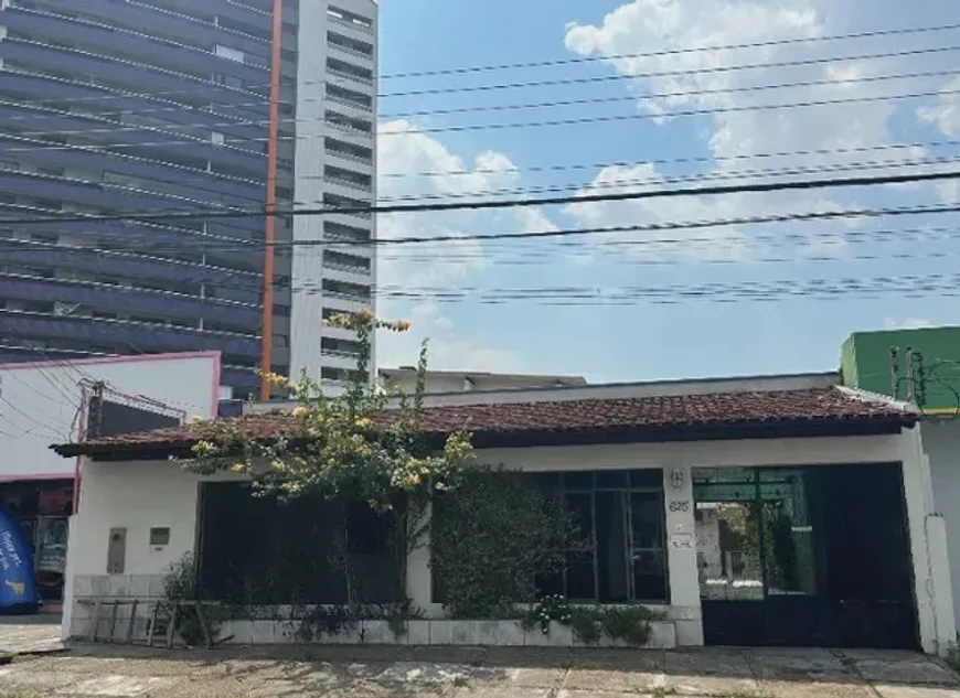 Foto 1 de Casa com 4 Quartos para venda ou aluguel, 300m² em Adrianópolis, Manaus