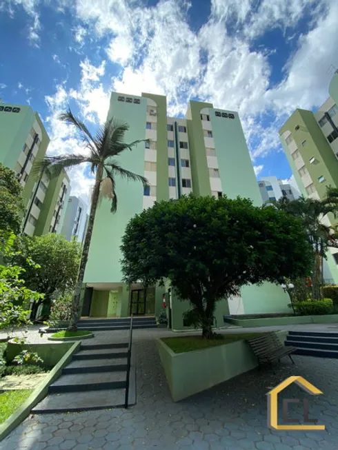 Foto 1 de Apartamento com 3 Quartos à venda, 55m² em Claudia, Londrina