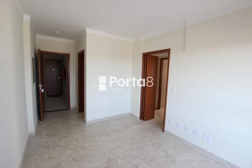 Foto 1 de Apartamento com 2 Quartos à venda, 60m² em Parque Industrial, São José do Rio Preto