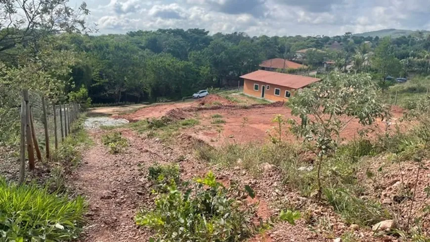 Foto 1 de Fazenda/Sítio à venda, 2550m² em Jardim das Mangabeiras, Mateus Leme