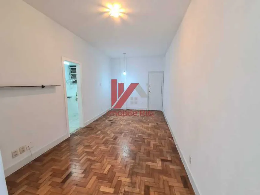 Foto 1 de Apartamento com 1 Quarto à venda, 53m² em Leme, Rio de Janeiro