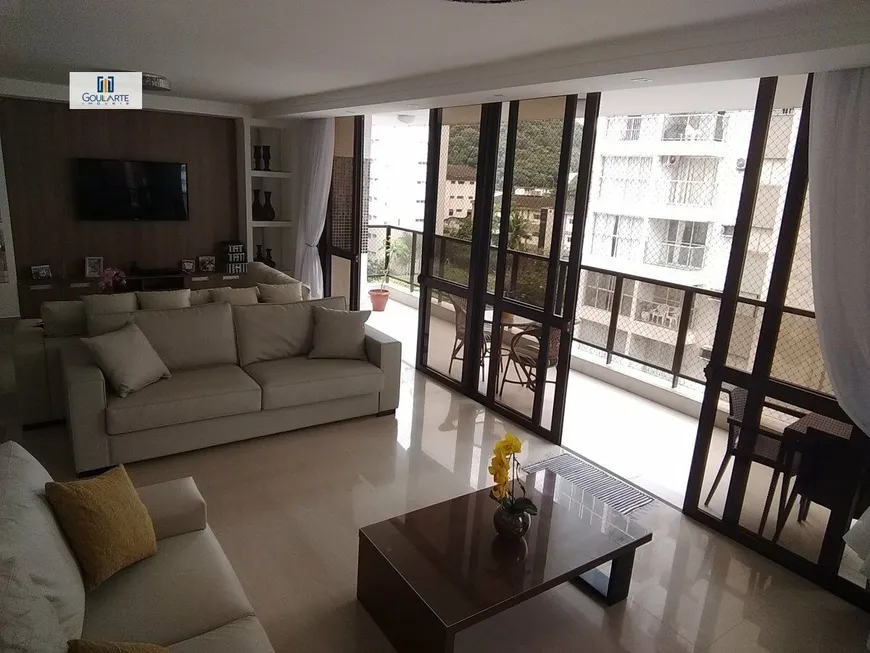 Foto 1 de Apartamento com 5 Quartos à venda, 216m² em Pitangueiras, Guarujá
