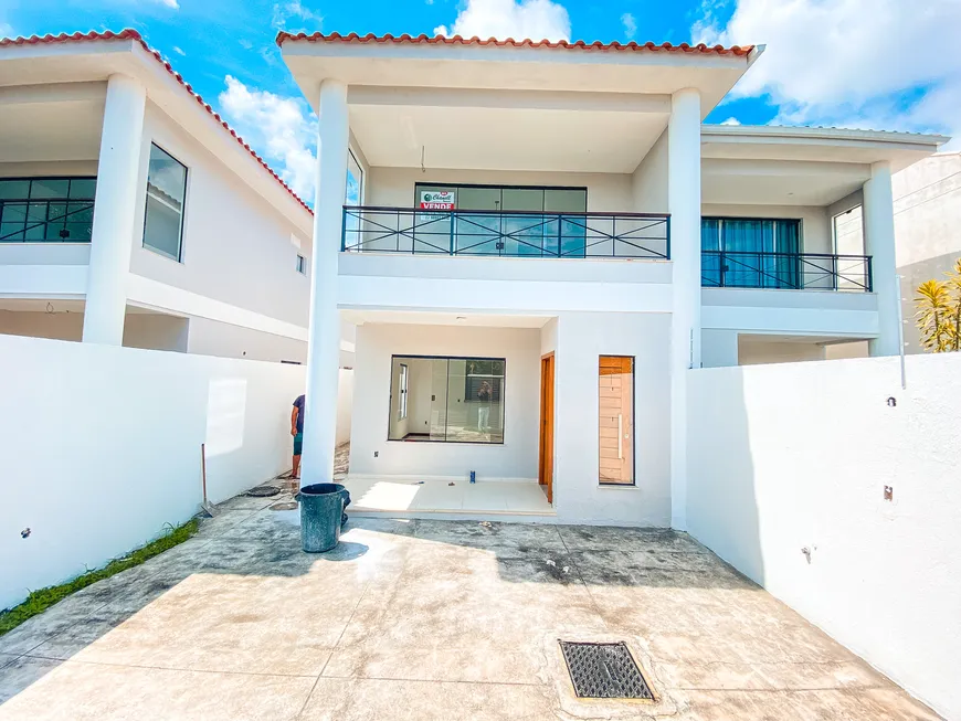 Foto 1 de Casa com 4 Quartos à venda, 180m² em Novo Portinho, Cabo Frio