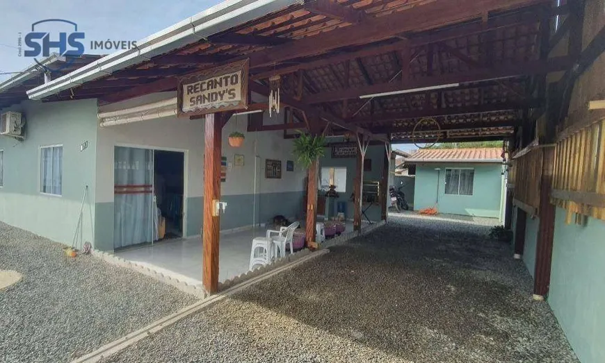 Foto 1 de Casa com 3 Quartos à venda, 175m² em Itacolomi, Balneário Piçarras