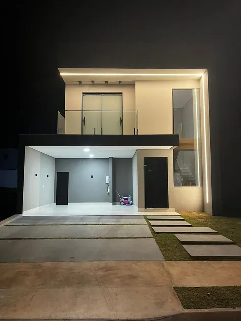 Foto 1 de Casa de Condomínio com 3 Quartos à venda, 300m² em Jardim Imperial, Cuiabá