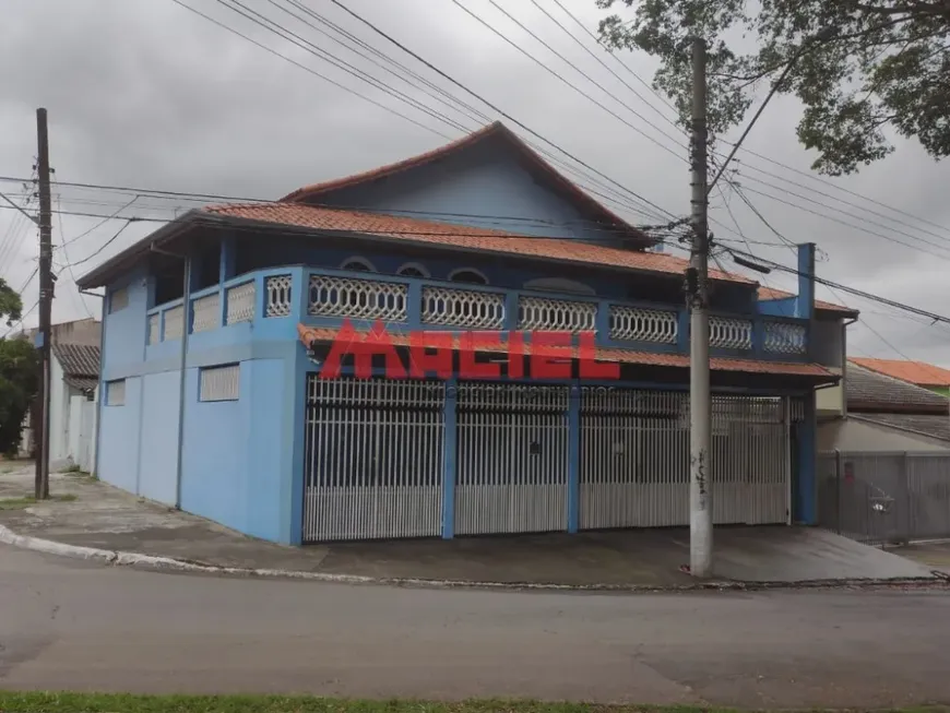 Foto 1 de Casa com 4 Quartos à venda, 280m² em Cidade Morumbi, São José dos Campos