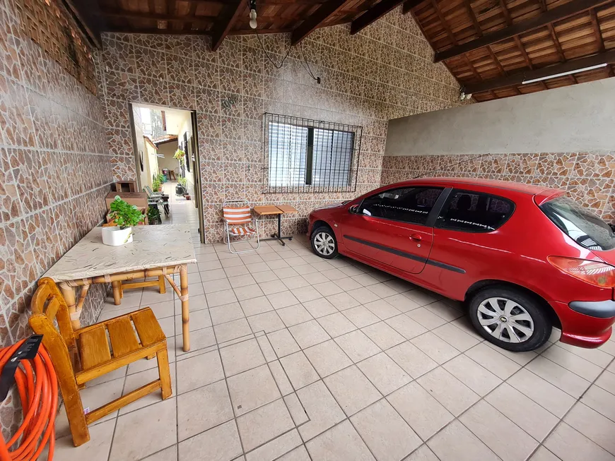 Foto 1 de Casa com 2 Quartos à venda, 85m² em Mirim, Praia Grande