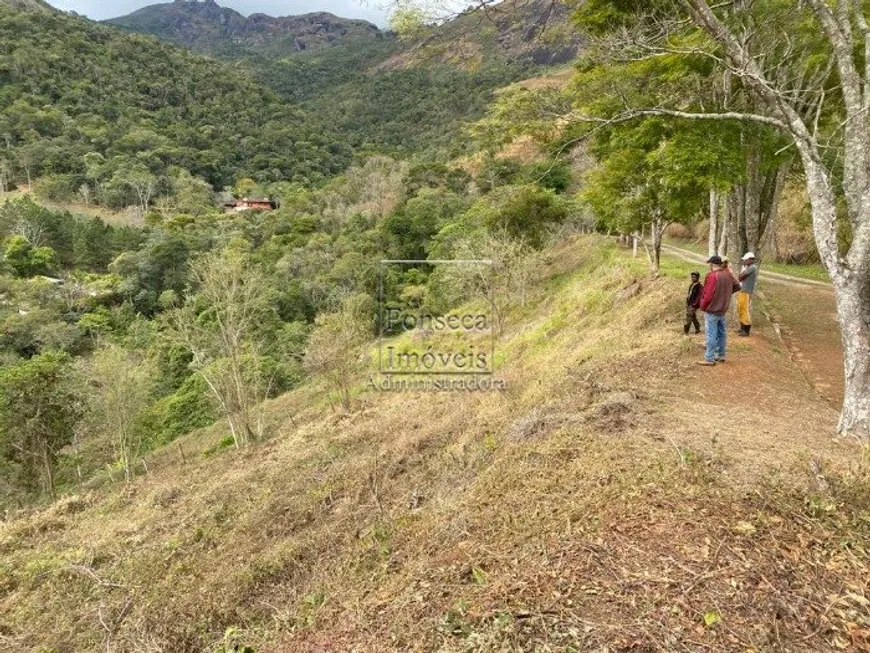 Foto 1 de Lote/Terreno à venda, 7150m² em Cuiaba, Petrópolis