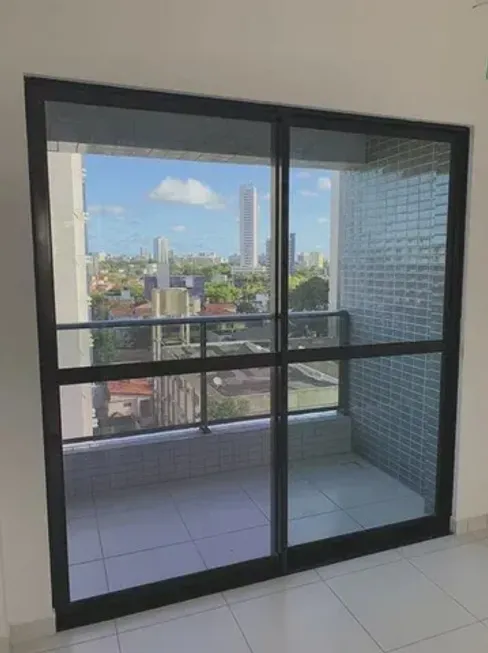 Foto 1 de Apartamento com 3 Quartos à venda, 66m² em Espinheiro, Recife