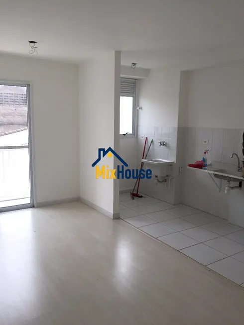 Foto 1 de Apartamento com 1 Quarto à venda, 32m² em Cambuci, São Paulo