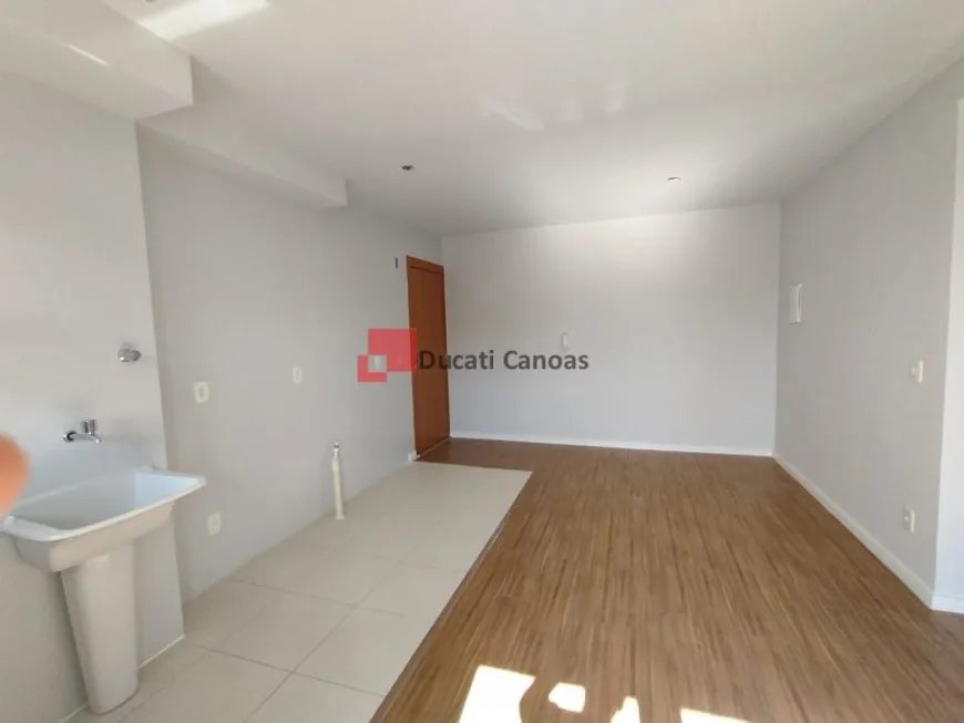 Foto 1 de Apartamento com 2 Quartos à venda, 52m² em Olaria, Canoas