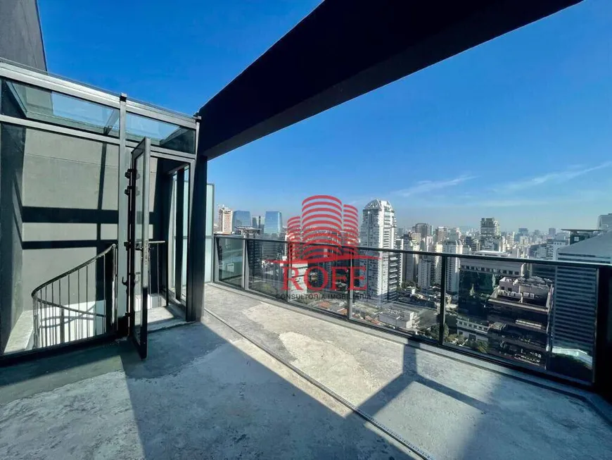 Foto 1 de Cobertura com 1 Quarto à venda, 76m² em Vila Olímpia, São Paulo
