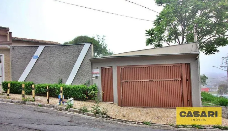 Foto 1 de Sobrado com 3 Quartos à venda, 182m² em Santa Terezinha, São Bernardo do Campo