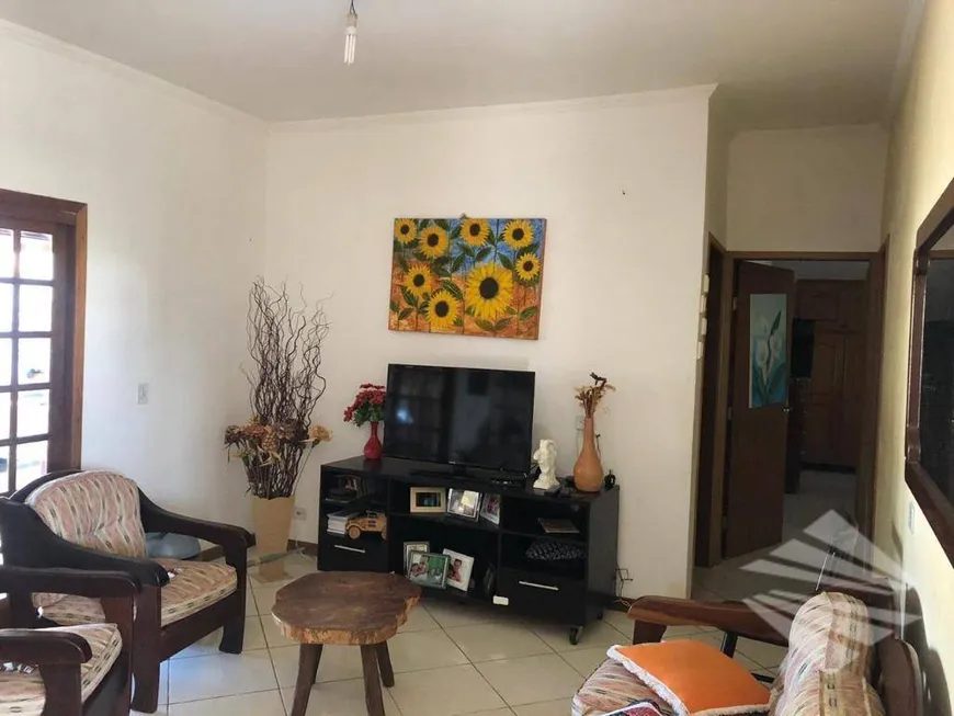 Foto 1 de Casa com 3 Quartos à venda, 120m² em Esplanada Independência, Taubaté