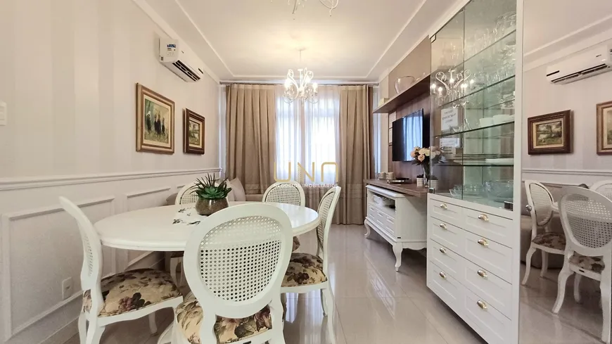Foto 1 de Apartamento com 2 Quartos à venda, 57m² em Centro, Florianópolis