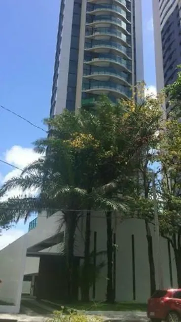 Foto 1 de Apartamento com 4 Quartos para venda ou aluguel, 137m² em Boa Viagem, Recife