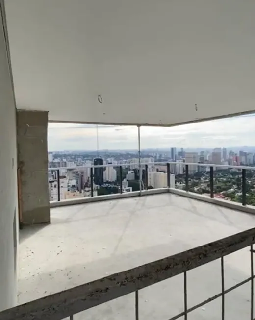 Foto 1 de Apartamento com 3 Quartos à venda, 288m² em Itaim Bibi, São Paulo