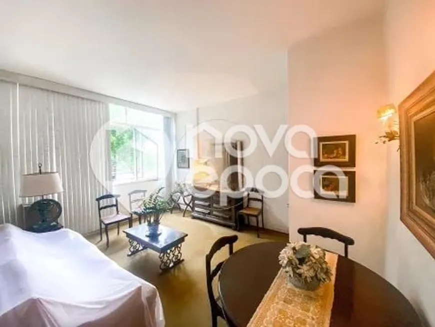 Foto 1 de Apartamento com 3 Quartos à venda, 89m² em Lagoa, Rio de Janeiro