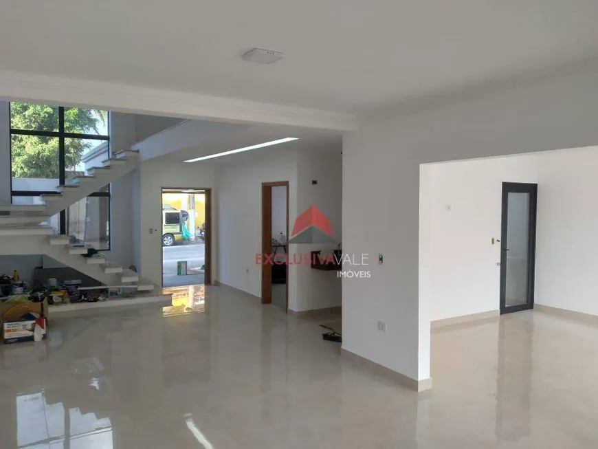 Foto 1 de Casa com 3 Quartos à venda, 212m² em Villa Branca, Jacareí