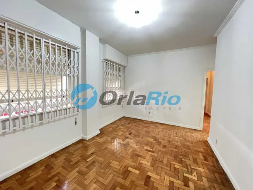 Foto 1 de Apartamento com 2 Quartos à venda, 73m² em Copacabana, Rio de Janeiro