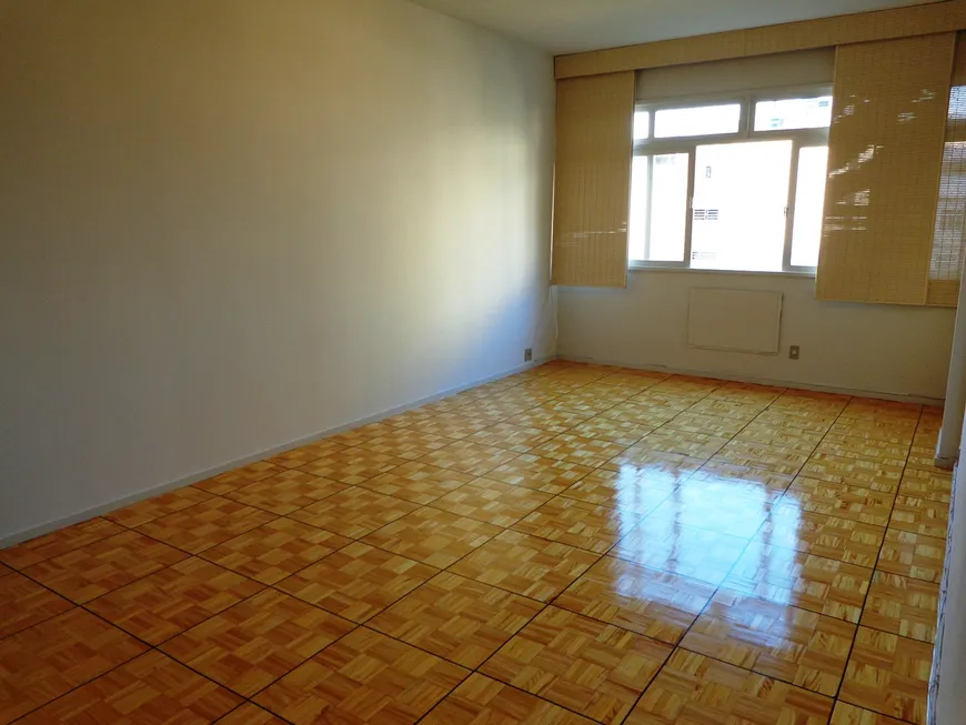 Foto 1 de Apartamento com 3 Quartos para alugar, 116m² em Tijuca, Rio de Janeiro