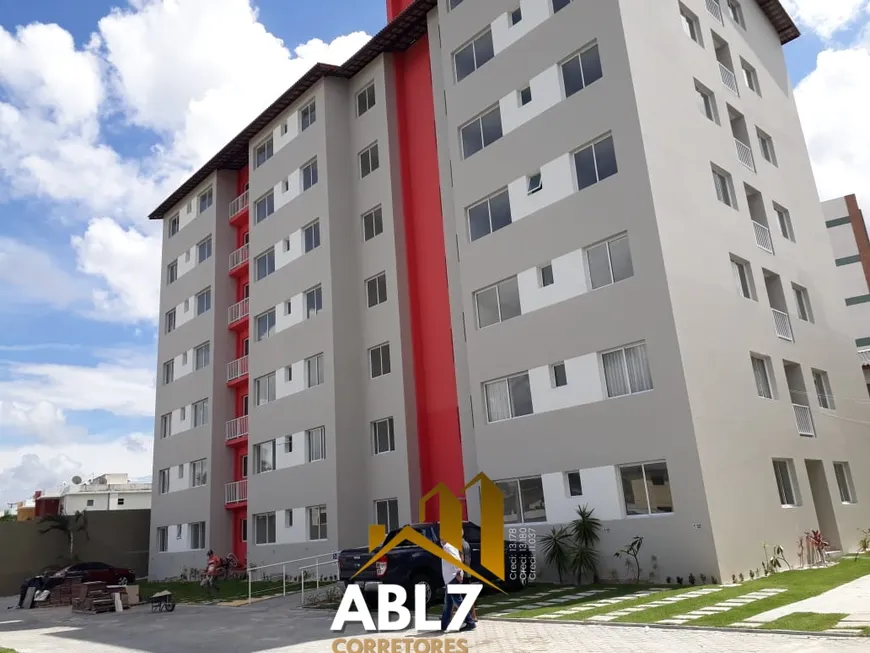 Foto 1 de Apartamento com 2 Quartos à venda, 53m² em Buraquinho, Lauro de Freitas