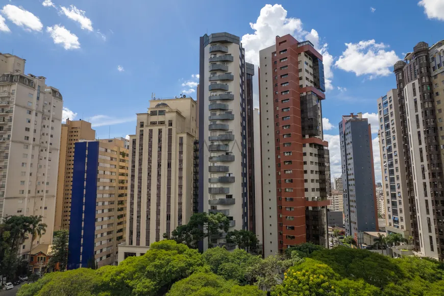 Foto 1 de Apartamento com 4 Quartos à venda, 663m² em Água Verde, Curitiba