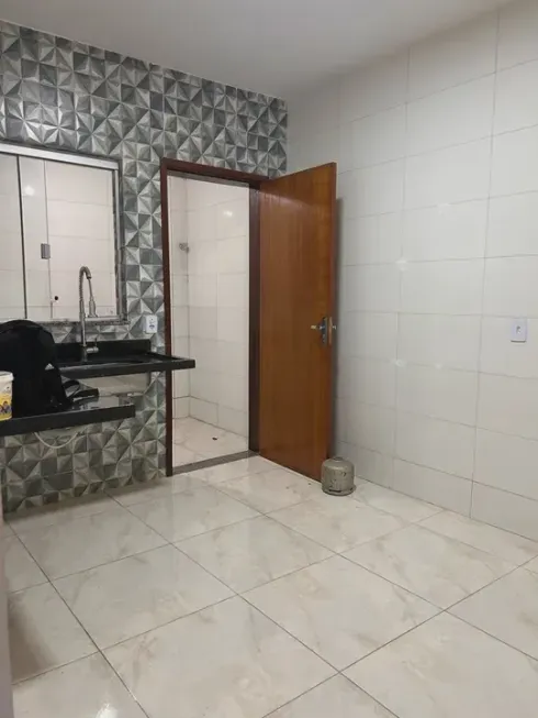 Foto 1 de Casa com 2 Quartos à venda, 100m² em Fazenda Grande do Retiro, Salvador