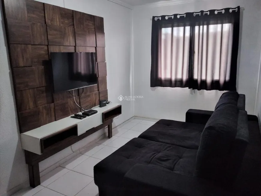 Foto 1 de Apartamento com 2 Quartos à venda, 52m² em Centro, Viamão
