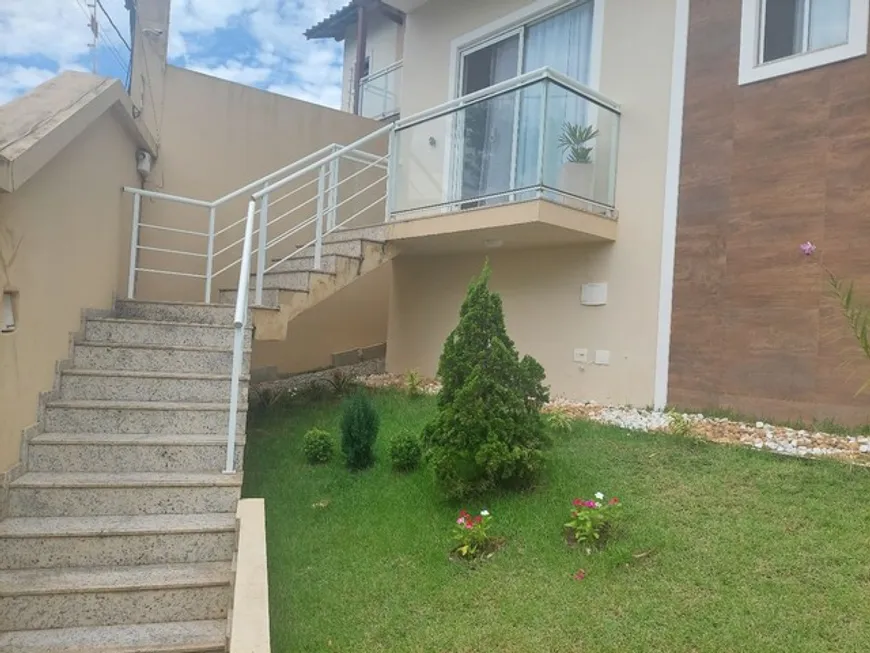 Foto 1 de Casa com 3 Quartos à venda, 142m² em Granja dos Cavaleiros, Macaé