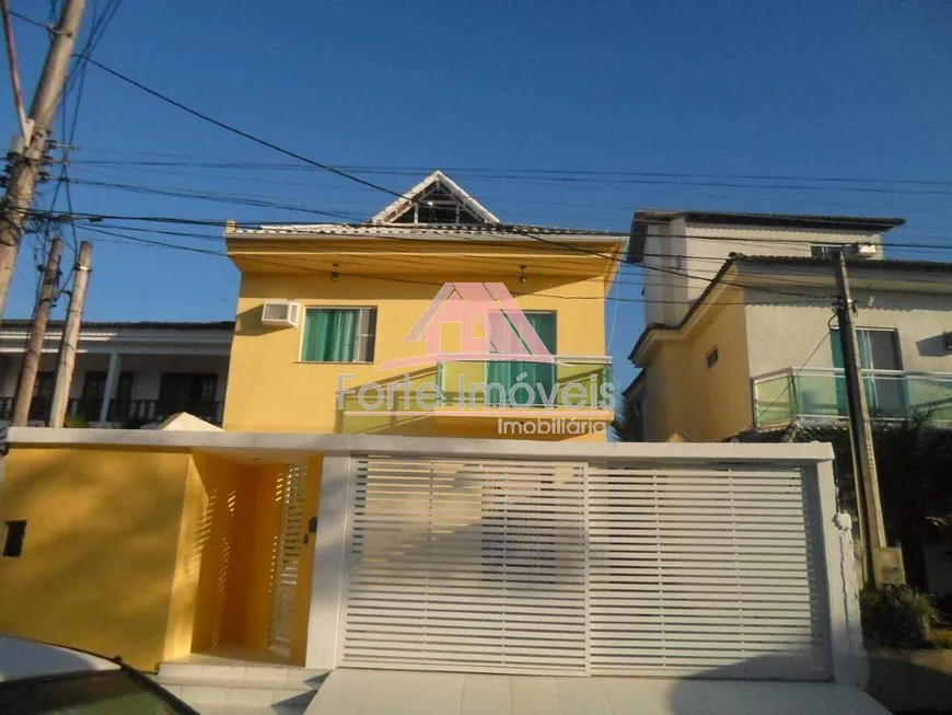 Foto 1 de Casa com 4 Quartos à venda, 148m² em Vargem Grande, Rio de Janeiro