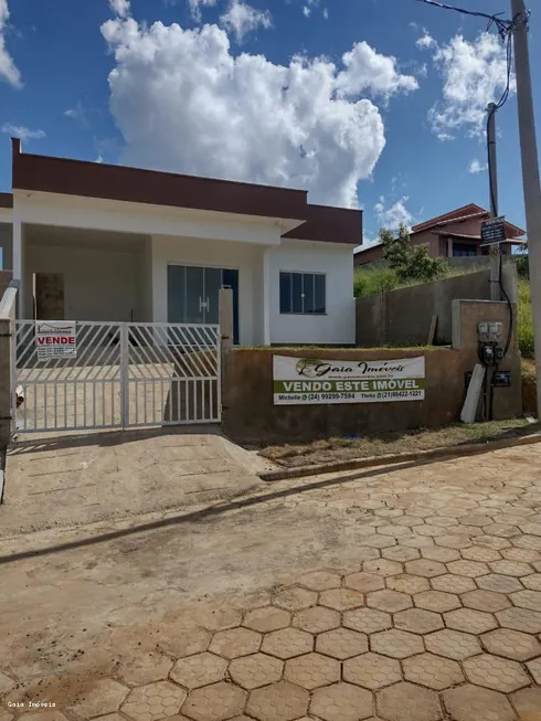 Foto 1 de Casa com 2 Quartos à venda, 90m² em , Paty do Alferes