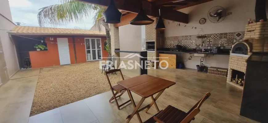 Foto 1 de Casa com 2 Quartos à venda, 175m² em TERRA RICA, Piracicaba