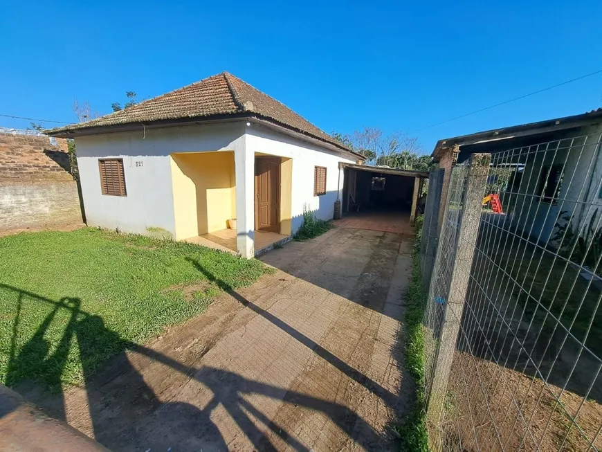 Foto 1 de Casa com 2 Quartos à venda, 66m² em Boa Vista do Sul, Porto Alegre