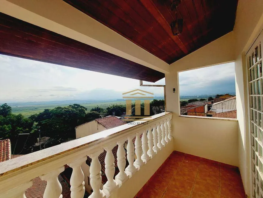 Foto 1 de Sobrado com 3 Quartos para alugar, 200m² em Jardim das Indústrias, São José dos Campos