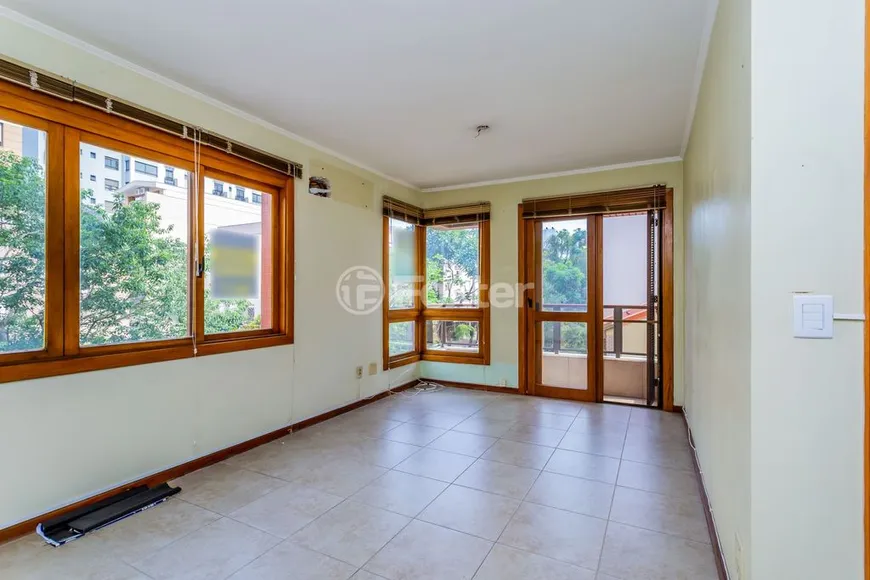 Foto 1 de Apartamento com 3 Quartos à venda, 91m² em Menino Deus, Porto Alegre