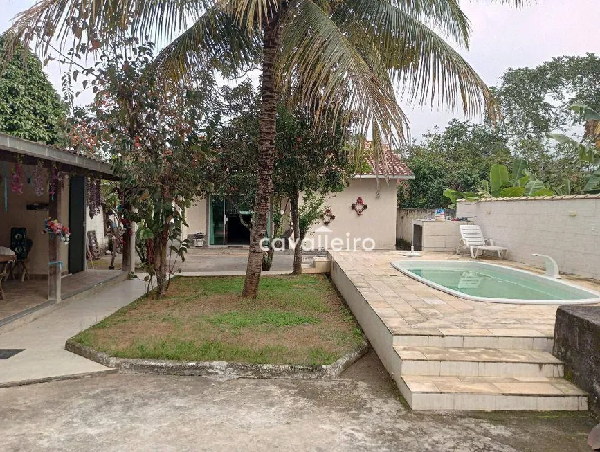 Foto 1 de Casa com 5 Quartos à venda, 220m² em Itapeba, Maricá