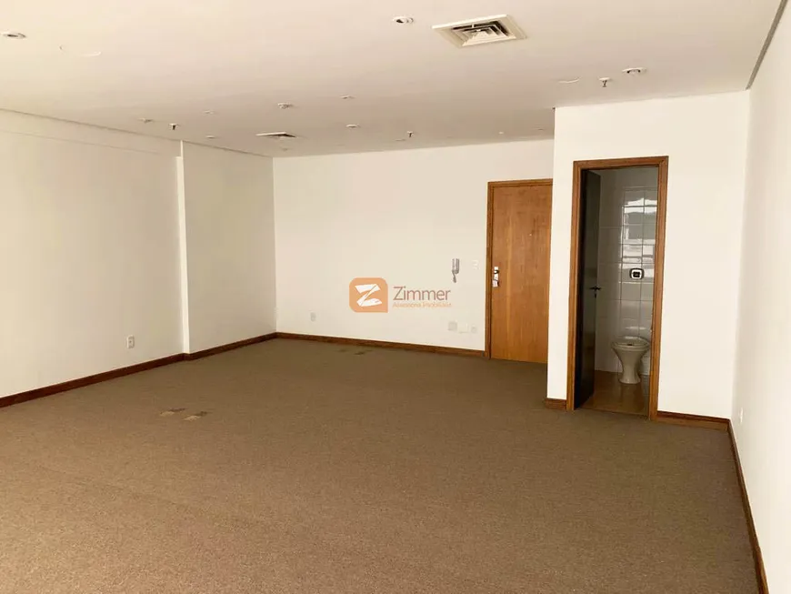 Foto 1 de Sala Comercial para alugar, 55m² em Petrópolis, Porto Alegre