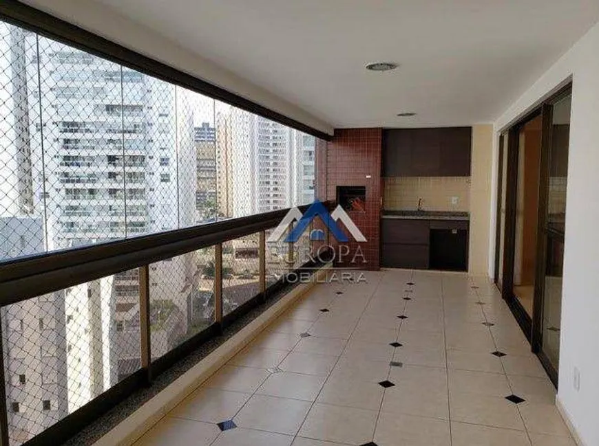 Foto 1 de Apartamento com 3 Quartos à venda, 213m² em Jardim do Lago, Londrina
