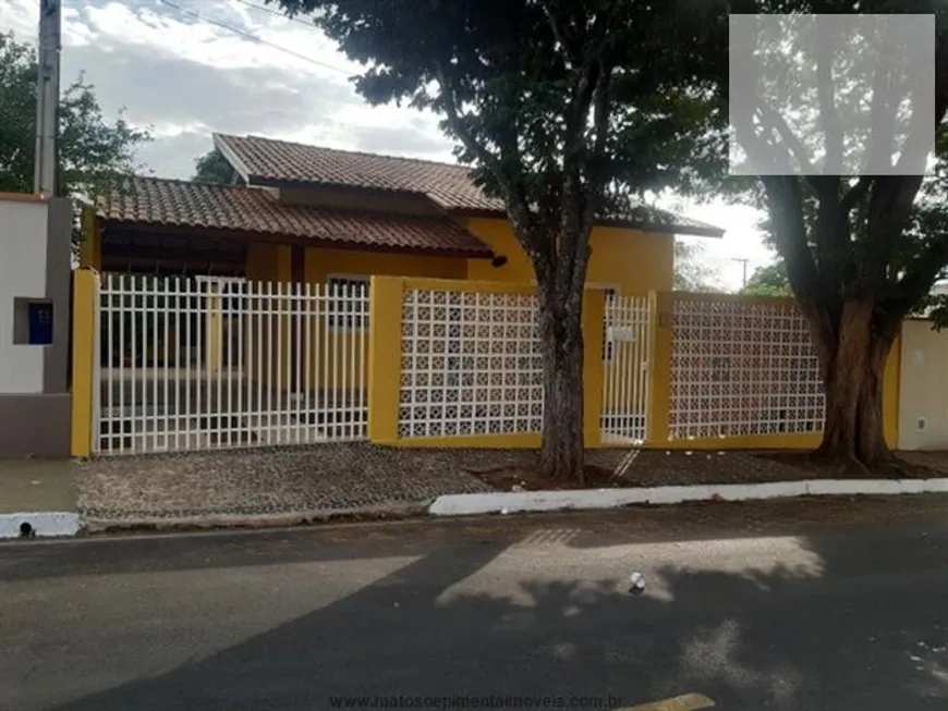 Foto 1 de Casa com 2 Quartos à venda, 118m² em , Holambra