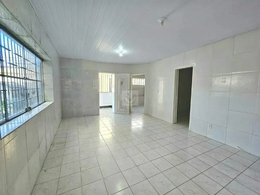 Foto 1 de Casa com 2 Quartos à venda, 80m² em Costa Azul, Salvador