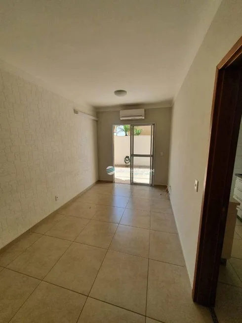 Foto 1 de Apartamento com 2 Quartos para alugar, 33m² em Parque Bom Retiro, Paulínia